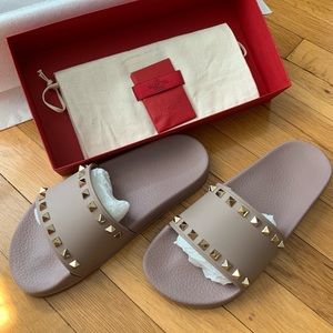 100% authentic Valentino slides
